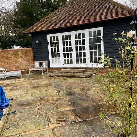 Retreats At Stansted Manor Villa Hallingbury Esterno foto