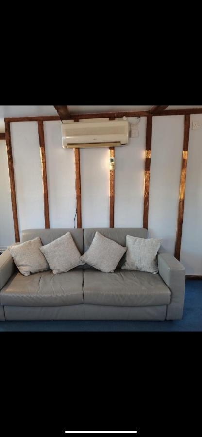 Retreats At Stansted Manor Villa Hallingbury Esterno foto
